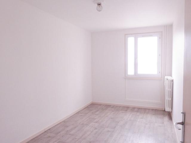 Appartement T3 proche des commerces et de la gare, Bethune