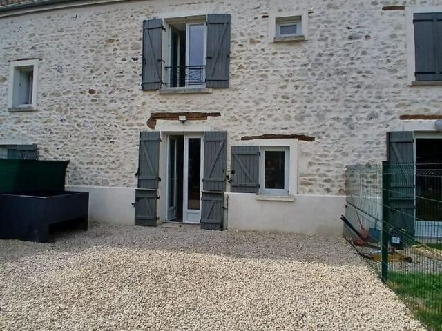 Appartement T3 près de BRAY ET LU à louer