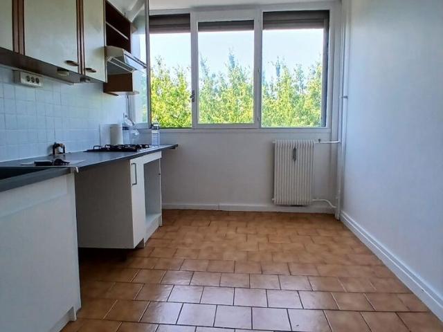 Appartement T3 près de CERGY à louer