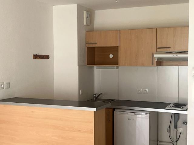 Appartement T3 près de TONNAY CHARENTE à louer