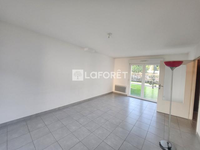 Appartement T3 près de VERSON à louer