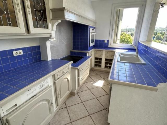 Appartement T3 R+3 avec ascenseur Vue dégagée