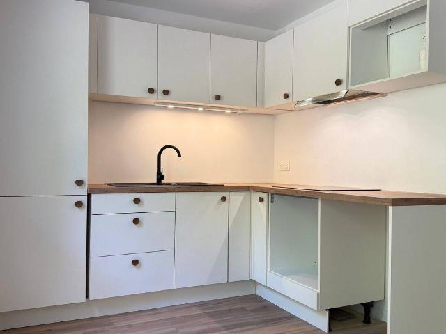 Appartement T3 rénové – 2 chambres – balcon – garage – accès direct Val de Chézine