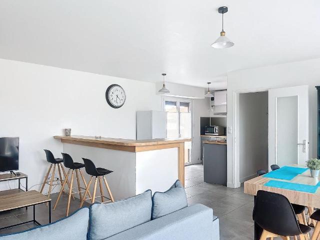 Appartement T3 rénové avec terrasse au centre de Messanges 63m² Messanges