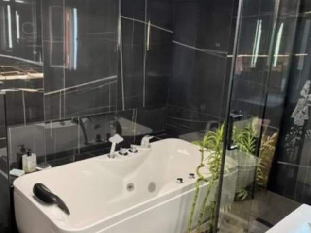 Appartement T3 rénové avec terrasse et vue exceptionnelle Pari