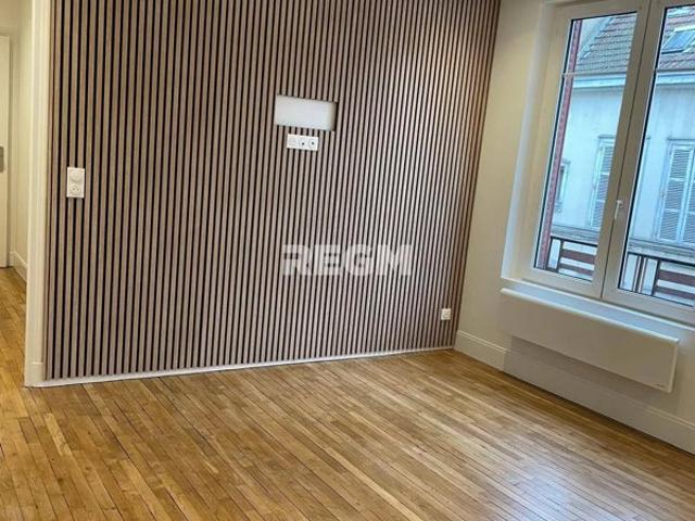 Appartement T3 Rénové avec Goût Hyper Centre de Troyes