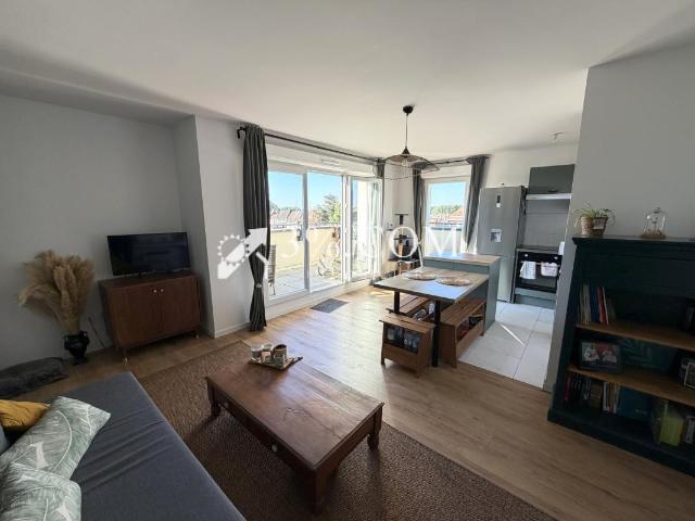Appartement T3 récent de 62 m2 avec 2 places de parking