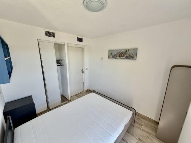 Appartement T3 refait à neuf 38,46 m² avec Loggia & Climatisation Gainable