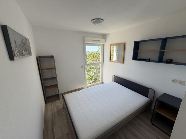 Appartement T3 refait à neuf 38,46 m² avec Loggia & Climatisation Gainable