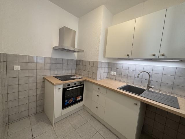 APPARTEMENT T3 REFAIT A NEUF