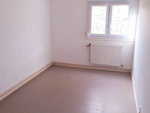 Appartement T3 Saint Amand en Puisaye Cadre verdoyant