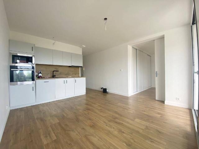 Appartement T3 Saint Cyprien plage balcon et place privative