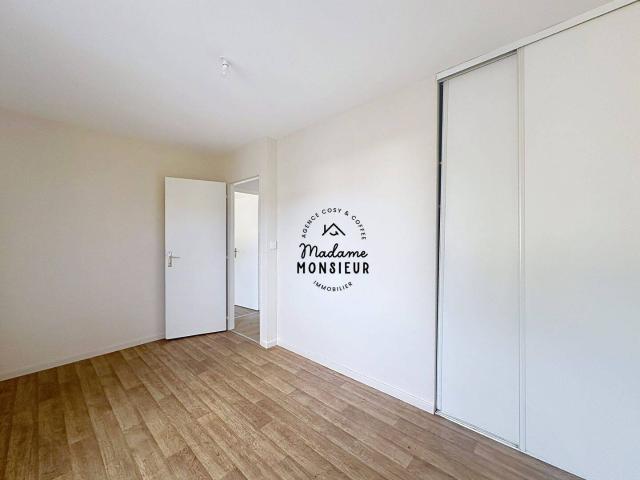 Appartement T3 + stationnement