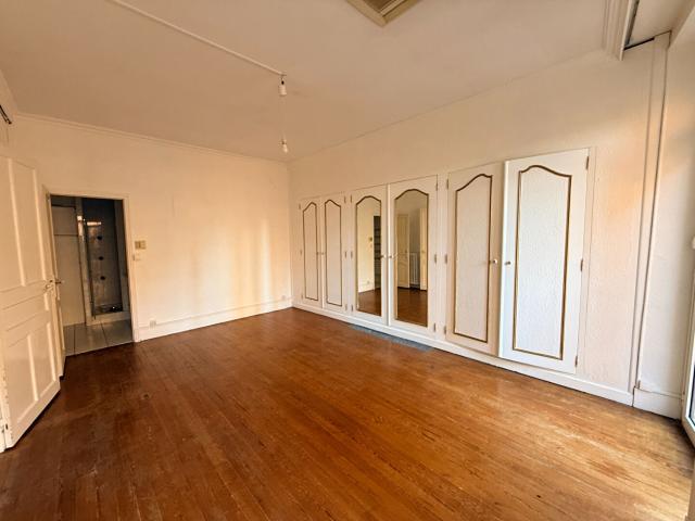 Appartement T3 + studio 119.20 m2