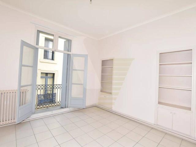 Appartement T3 sur la Place Jean Jaurès