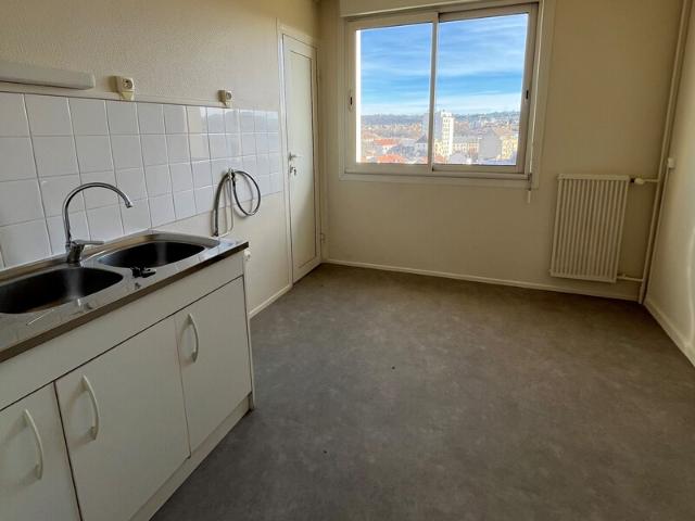 Appartement T3bis  Quai Ville Gozet à Montluçon