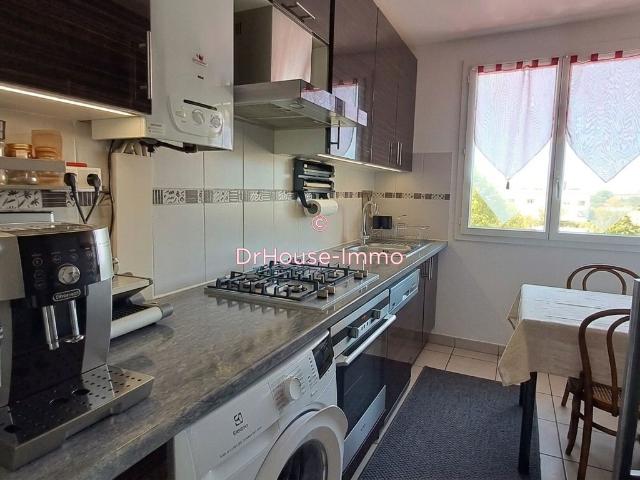 Appartement T3/T4 de 73 m² avec Balcon Parking et Cave à BORDEAUX Caudéran