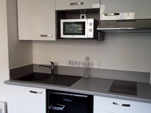APPARTEMENT T1 69004 31.6m²