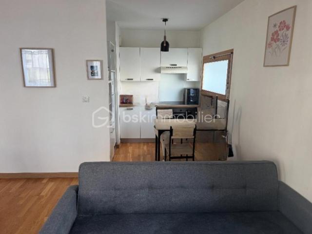 APPARTEMENT T1 38 m2 QUARTIERS DES DEUX LIONS TOURS