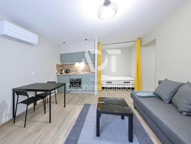 Appartement T1 à LA TRONCHE