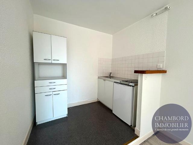 Appartement T1 à louer au centre ville de Blois Réf 10051