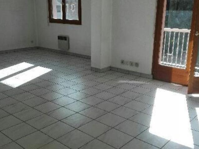 Appartement T1 à louer à Cluses