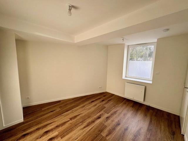 APPARTEMENT T1 A LOUER A NOAILLY BOURG