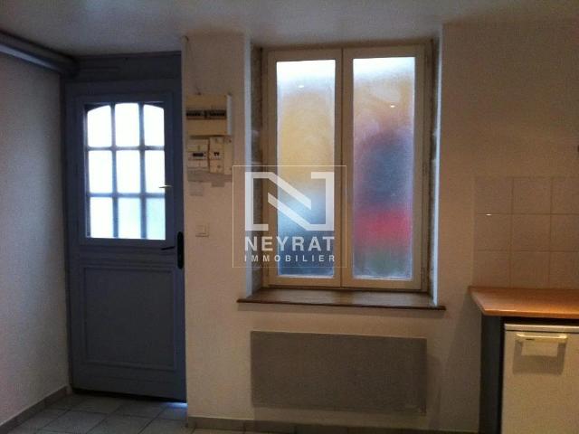 APPARTEMENT T1 A LOUER BEAUNE 65 RUE DE LORRAINE 25.02 m2 380 € charges comprises par mois: Immobilier BEAUNE | Neyrat Immobilier