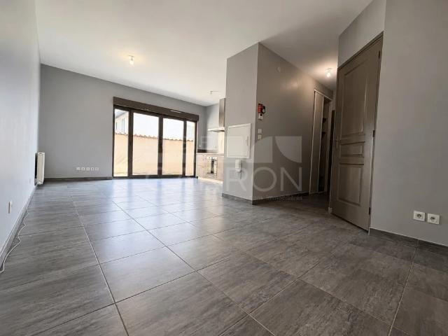 APPARTEMENT T1 A LOUER CHAMPAGNE AU MONT D OR 35.99 m 2 635 €