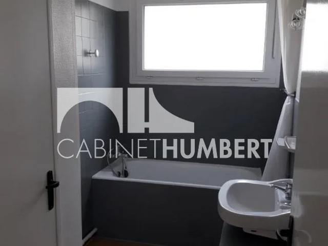 APPARTEMENT T1 A LOUER ST ETIENNE ROND POINT FAURIEL