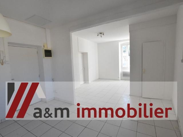 APPARTEMENT T1 AU 2EME ETAGE D'UNE MAISON DE VILLEChâteauneuf les Martigues 13220