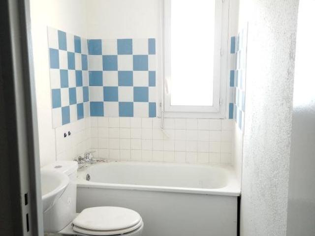 Appartement t1 avec ascenseur Nos biens à la location Je veux louer