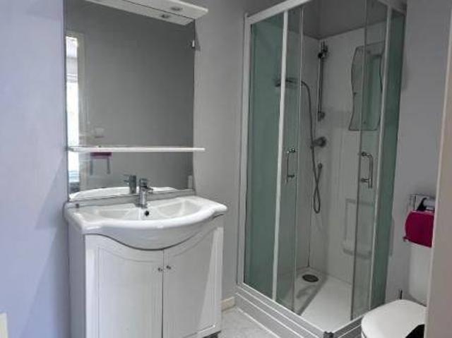 APPARTEMENT T1 BIS LA COURONNE