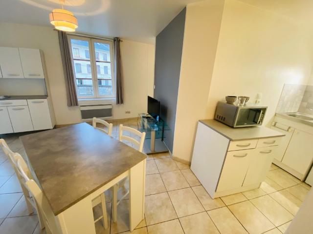 Appartement T1 Bis Meublé de 27 m2 proche centre ville d'Elbeuf. Réf CAMA