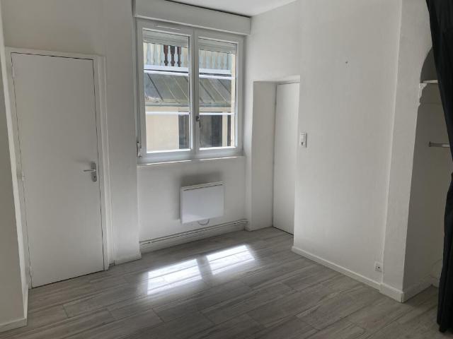 Appartement T1 de 27,22 m² – Cuisine équipée – 375 € charges comprises