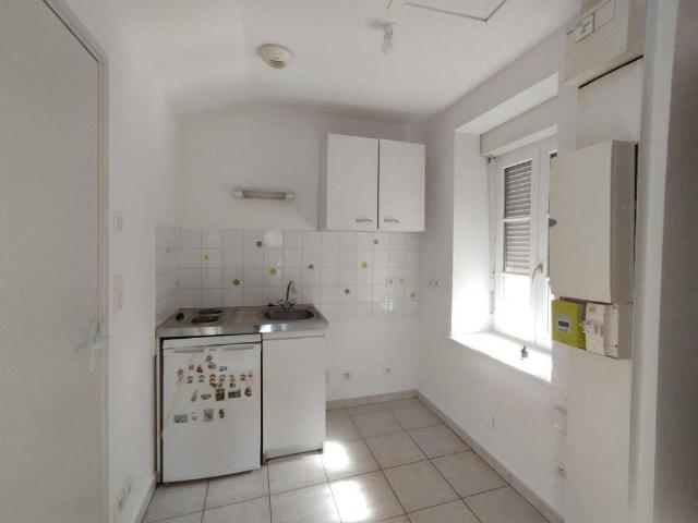 Appartement T1 de 24 m² au centre de BELLEVILLE EN BEAUJOLAIS