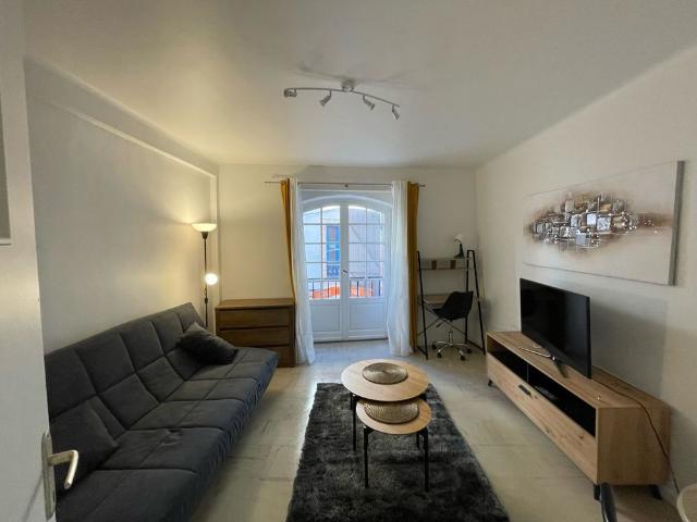 Appartement T1 de 24m² meuble à disposition en centre ville