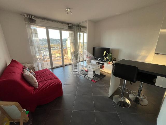 Appartement T1 meublé à louer à Nice Sainte Marguerite, calme et bien équipé