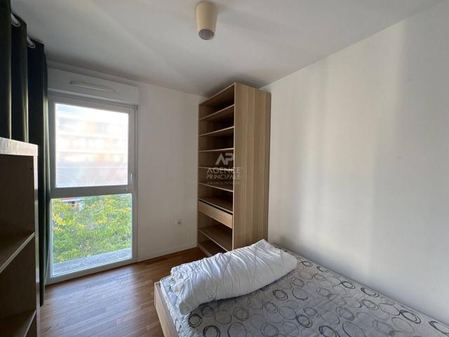 Appartement T1 meublé à louer à Cergy le Haut avec balcon et pa