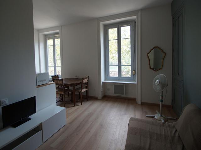 Appartement T1 meublé à louer à Lyon 2ème QUAI PERRACHE / SAINTE BLANDINE