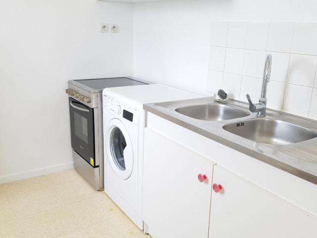 APPARTEMENT T1 MEUBLE SAINT NAZAIRE LA TREBALE