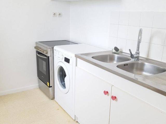 APPARTEMENT T1 MEUBLE SAINT NAZAIRE LA TREBALE