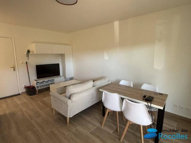 APPARTEMENT T1 MEUBLE REIGNIER ESERY