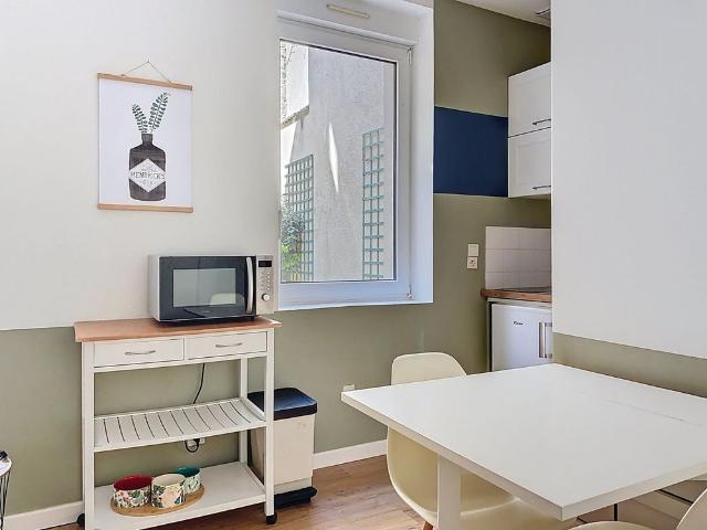 APPARTEMENT T1 MEUBLE REIMS VESLE