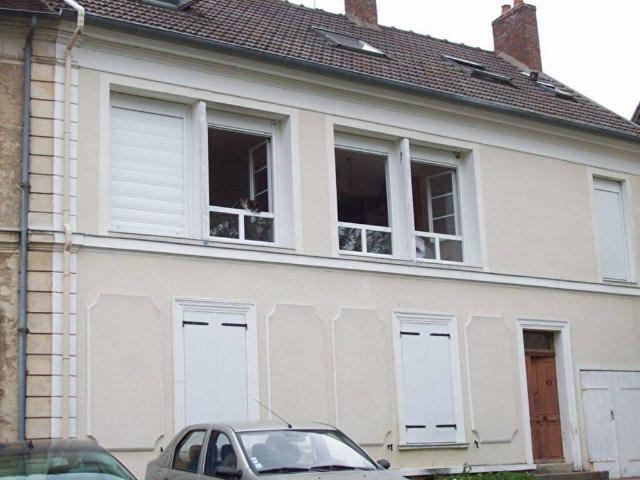 Appartement T1 ORLY SUR MORIN à louer