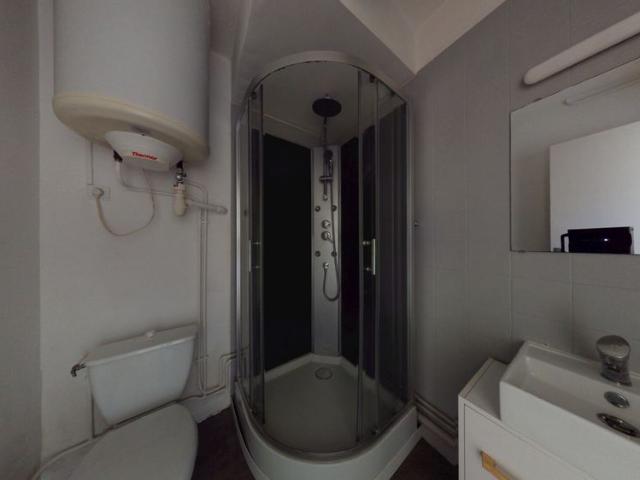 Appartement T1 près de MOULINS à louer