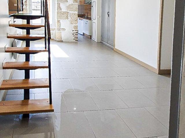 Appartement T1 rénové Vendu loué Haute ville