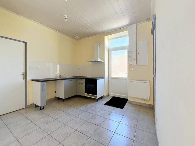 Appartement T1 refait à neuf À Louer