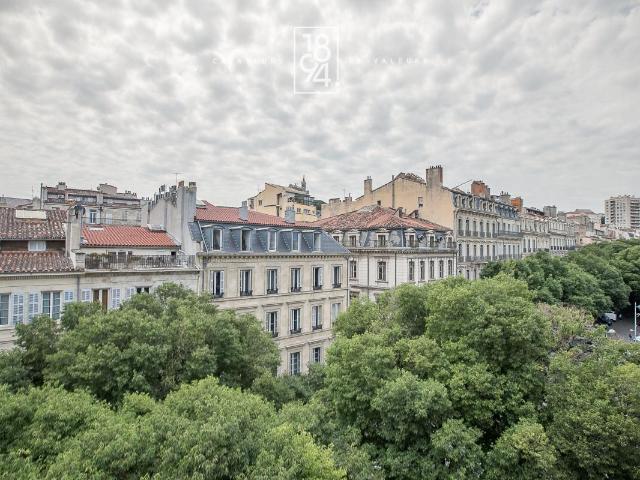 Appartement T2/3 à vendre Marseille 6ème 13006 I 50 m2 I Vue Notre Dame I Cours Pierre Puget