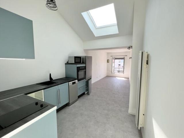 Appartement T2/3 au centre, Moirans